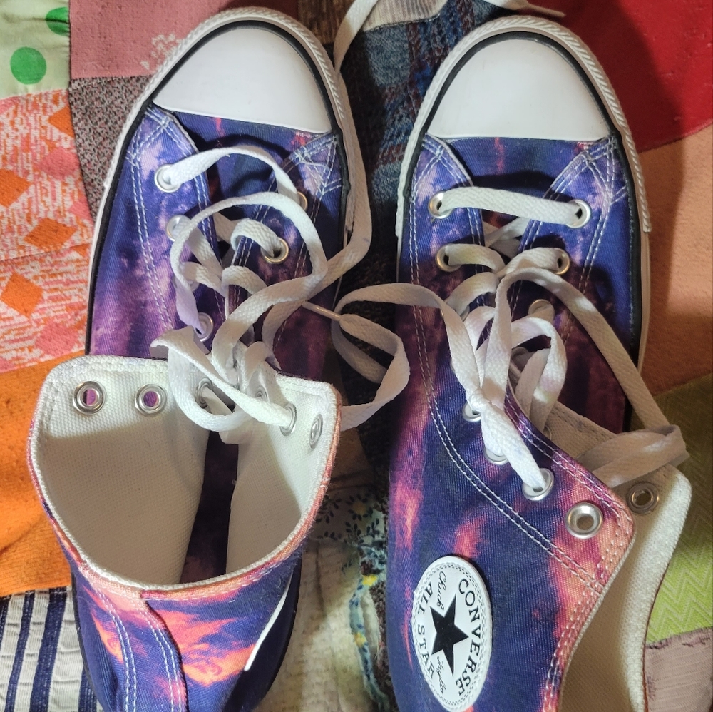 Converse Hightops